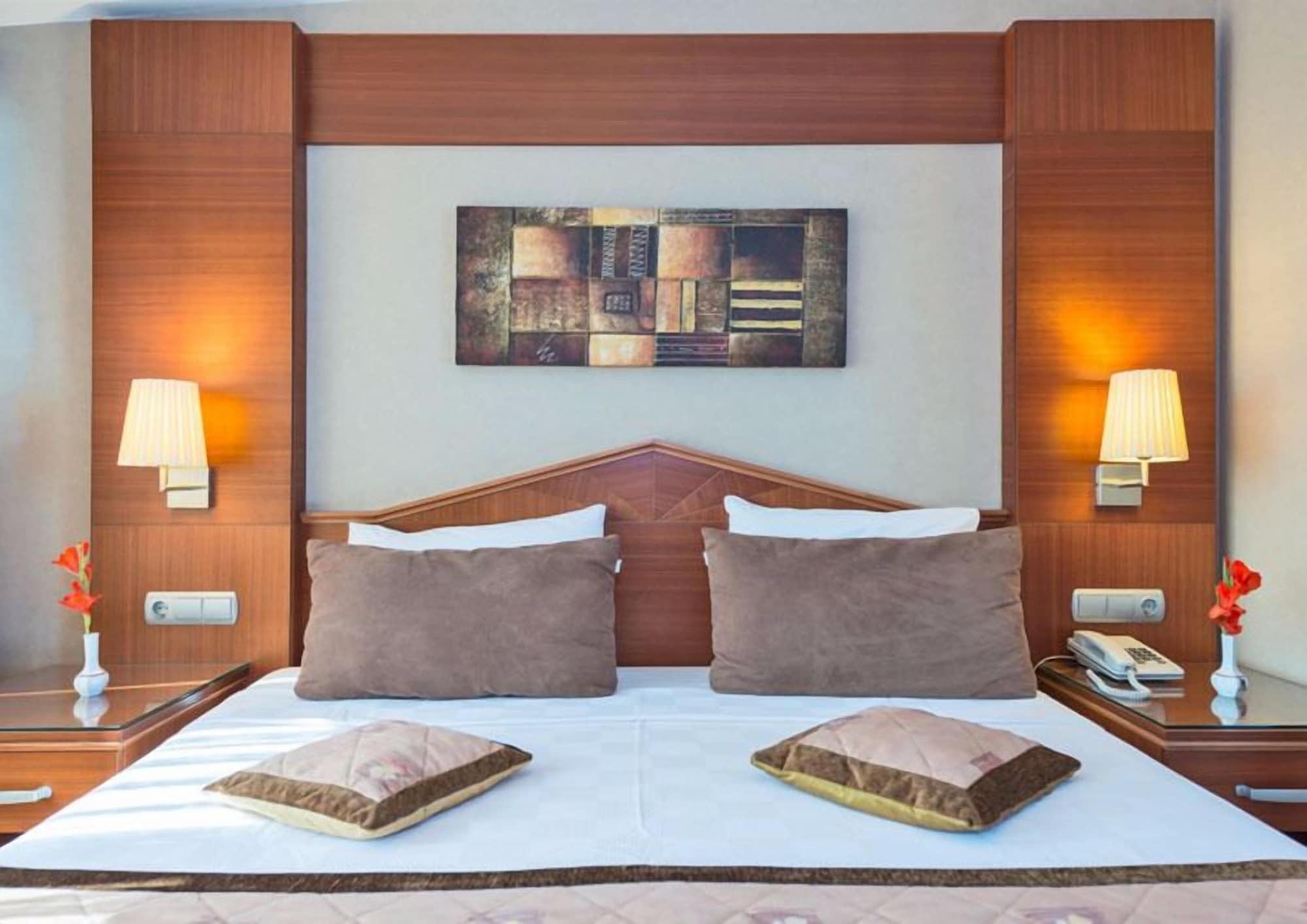 Vatan Asur Hotel Istanbul Eksteriør billede